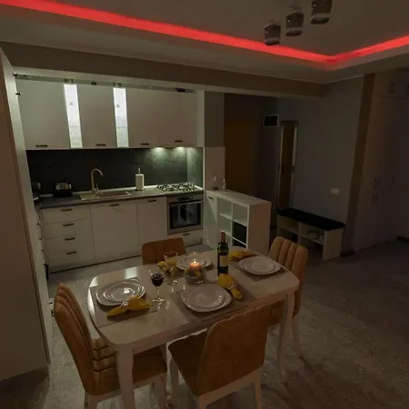 Apartment Marc Moonlight Mamaia