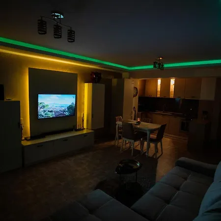 Apartament Marc Moonlight *