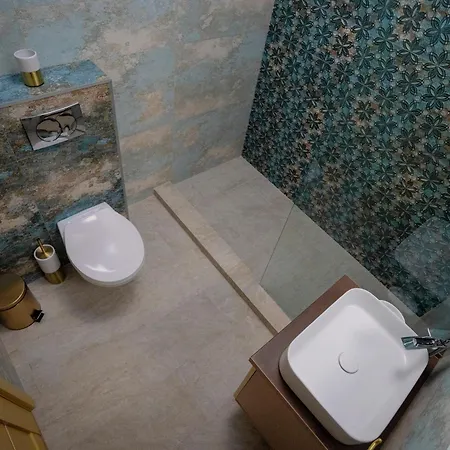 Marc Moonlight Apartament *