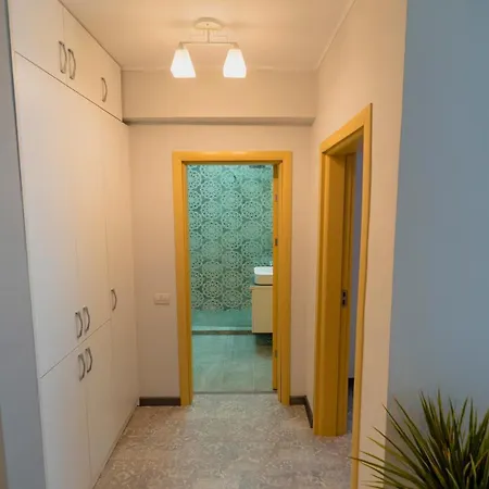 Marc Moonlight 公寓 马马亚